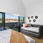 Modern With Large Patio Rooftop Deck And Garage Holiday home