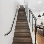 Modern With Large Patio Rooftop Deck And Garage Holiday home