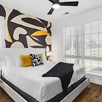 Modern With Large Patio Rooftop Deck And Garage * Nashville