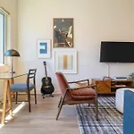 The Conway Modern Music City Penthouse Sleeps 28