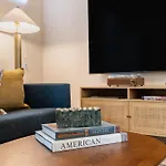 The Conway 5 Bedroom Buyout W Deck In Music City
