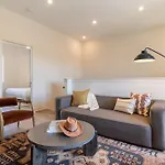 The Conway 5 Bedroom Buyout W Deck In Music City * Nashville