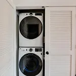Modern Nashville Condo In Weho Art Community!