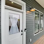 Modern Nashville Condo In Weho Art Community!