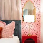 Holiday home Butterfly Bnb~modern Luxury~giant Rooftop~9min Dt Nashville
