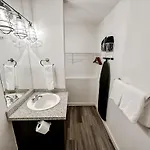Sleepover Apartment *