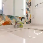 Stylish Downtown W/ Pool & Parking Apartment