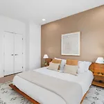 Penthouse On River With Garage And Patio, Walk Downtown