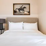 Conway B105 By Avantstay Stylish 2Bdr In Downtown 5Mins To Broadway