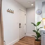 Apartment By Vanderbilt And Belmont, 3 Miles To Downtown & Free Parking Nashville
