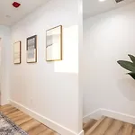 By Vanderbilt And Belmont, 3 Miles To Downtown & Free Parking Apartment