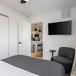 Stylish In Hillsboro Village By Vanderbilt And Belmont * Nashville