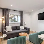 Apartment No Stairs By Vanderbilt And Belmont, 3 Miles To Downtown *