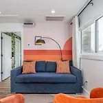 Walk To Hillsboro Village, Close To Vanderbilt, 3 Miles To Downtown *