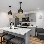 Bright By Vanderbilt And Belmont, 3 Miles To Downtown Apartment Nashville