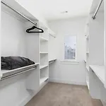 Upscale With Patio Walk To 12 South And Belmont Holiday home