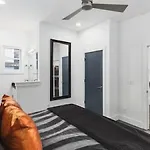 Belmont Retreat Walk To Restaurants, Coffee, 12 South