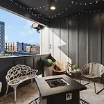 Upscale With Patio Walk To 12 South And Belmont Nashville