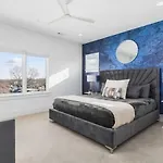 Holiday home Upscale With Patio Walk To 12 South And Belmont Nashville