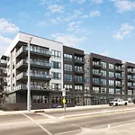 Premium Condo With Huge Patio Near Vanderbilt & Downtown