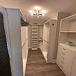 2-Bedroom 2-Bath Cozy Home In Nashville\'S Vibrant