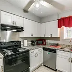 Cozy Nashville Getaway 11 Mi To Downtown!