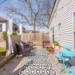 Southbound Stays - Little House