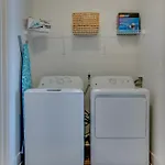 Apartment New East Nash - King Bed Short Drive To Dwntwn