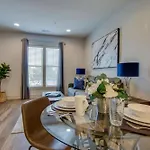 New East Nash - King Bed Short Drive To Dwntwn Nashville