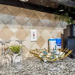 Cozy Nashville Condo - Pets Welcome, Free Park
