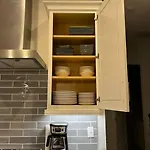 Holiday home New And Luxurious By Downtown With Rooftop Deck!