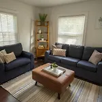 Lovely East Nashville Cottage - Cute And Cozy!