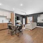The Celebrity The Gulch Apartment Nashville