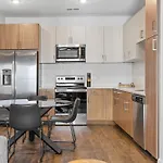 Apartment The Celebrity The Gulch