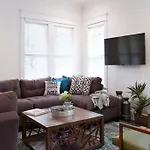 New Music Icon House In East Nashville