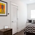 Holiday home New Music Icon House In East *