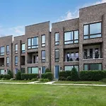 Weho Nashville Home, Geodis Park, Private Movie Theater! 10Min To Broadway! Sleeps 10!