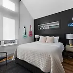 The White House - Glam Meets Cozy