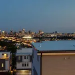 Modern Luxury Hot Tub Mini Golf Elevator Views Holiday home