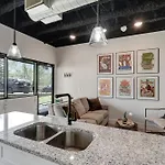 New With 2 Beds 7 Mins To Broadway Nashville