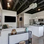 Apartment New With 2 Beds 7 Mins To Broadway Nashville