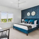 Holiday home Walk To Belmont, 12 South With Private Patio And Garage Nashville