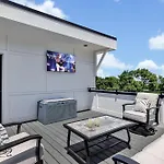Holiday home Ensemble-4 Unit Combo-8 Mins To Broadway *