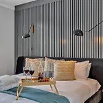 Double Treble - 2 Townhomes - Private Rooftops Nashville