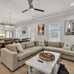 Double Treble - 2 Townhomes - Private Rooftops