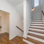 New Luxury Big House Near Gulch 4 King 4 Queen 2 Twin Holiday home *