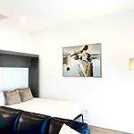 Luxurious Morden Loft Huge Rooftop & Skyline Views * Nashville