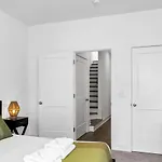 The Lakeside Landing Holiday home *