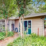 Little House -