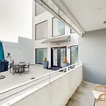 Illume 114 Apartment